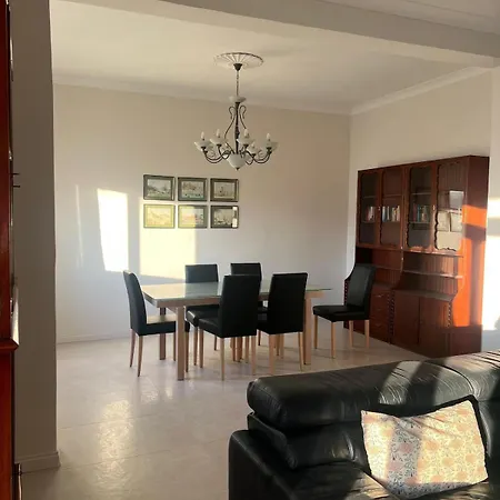 Spacious & 3-bedroom Close To The Sea Ta Xbiex