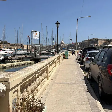Spacious & 3-bedroom Close To The Sea * Ta Xbiex